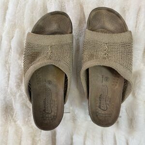 Arcopedico Women’s Sandals Size 9 Colorful Beige